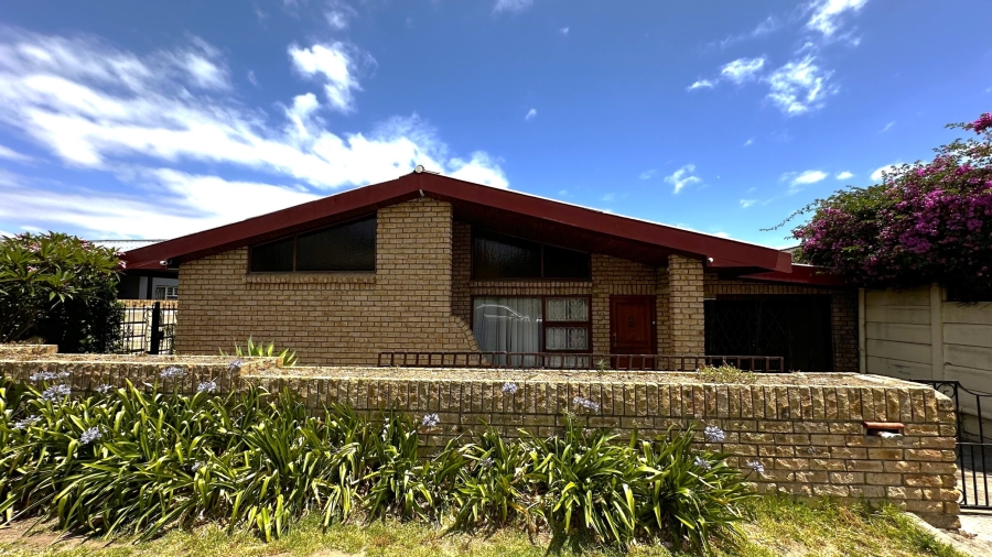 9 Bedroom Property for Sale in Stellenbosch Central Western Cape